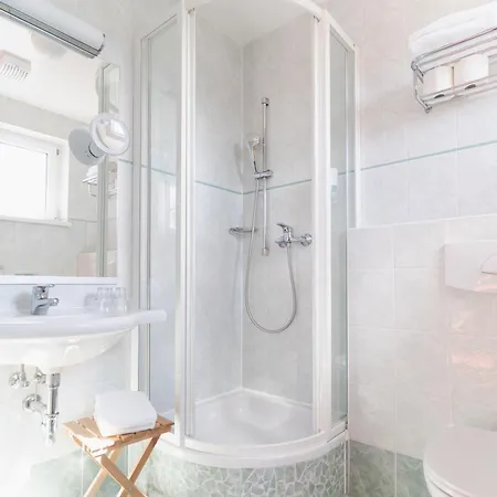 Mahorko Wein Wellness Wasserbueffel 호텔 Glanz an der Weinstraße
