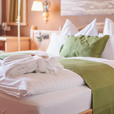 Mahorko Wein Wellness Wasserbueffel Hotel Glanz an der Weinstrasse