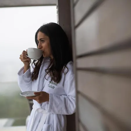 Mahorko Wein Wellness Wasserbueffel * Гланц-ан-дер-Вайнштрасе