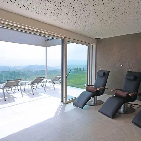 Mahorko Wein Wellness Wasserbueffel Отель Гланц-ан-дер-Вайнштрасе