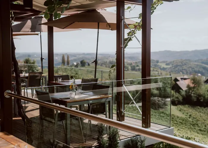 Hotel Weingut Restaurant Mahorko *