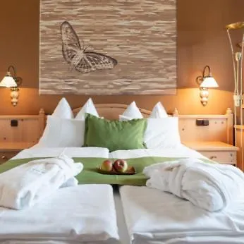 Hotel Weingut Restaurant Mahorko *