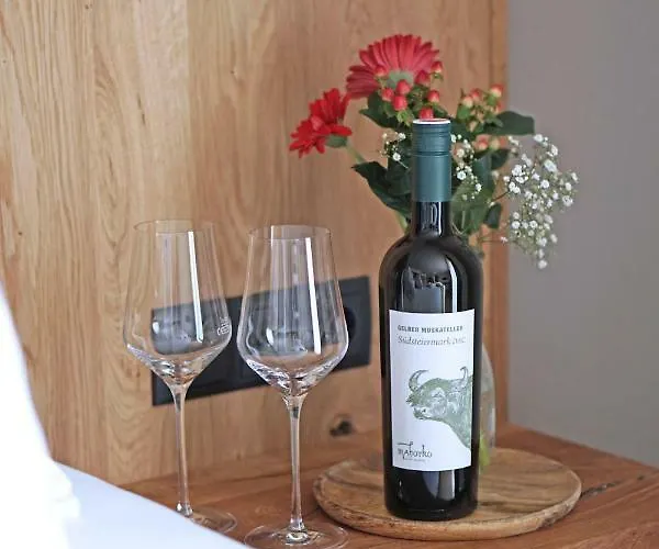 Mahorko Wein Wellness Wasserbueffel Glanz an der Weinstraße